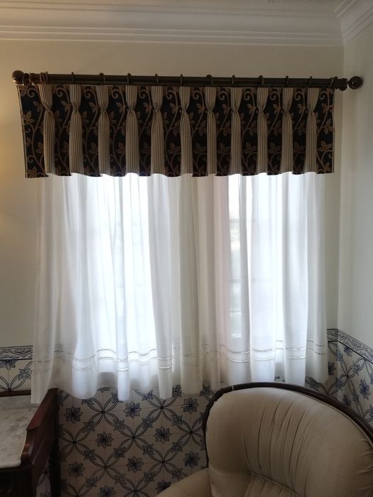 4 conjuntos de Cortinados