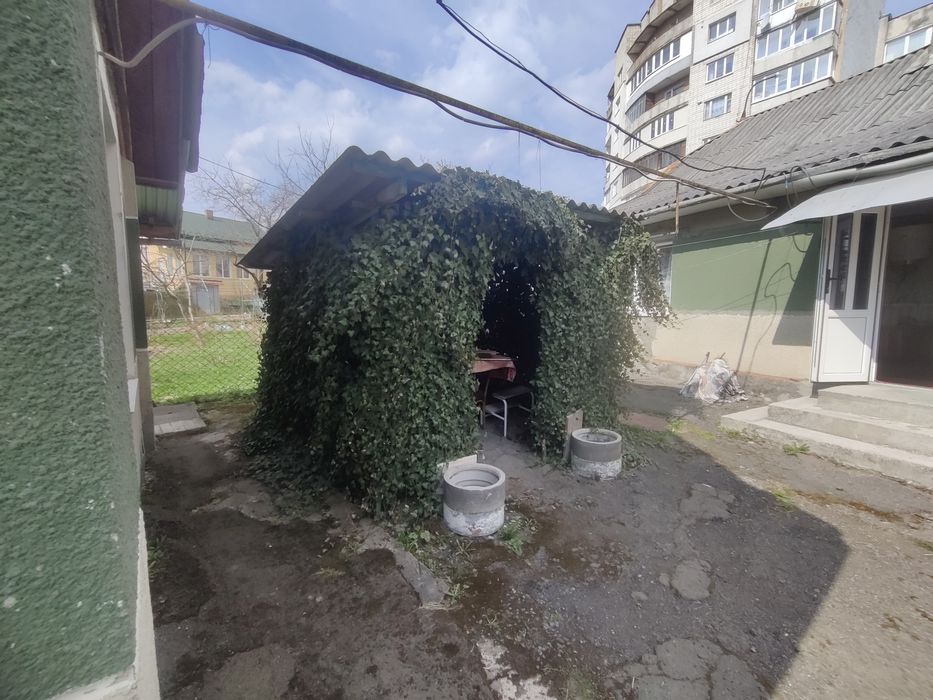 Продаж будинку у Трускавці