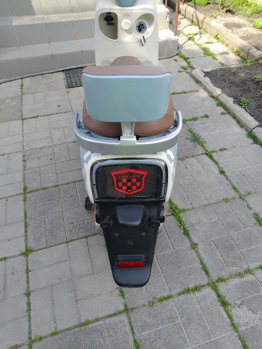 Продам електромопед новий