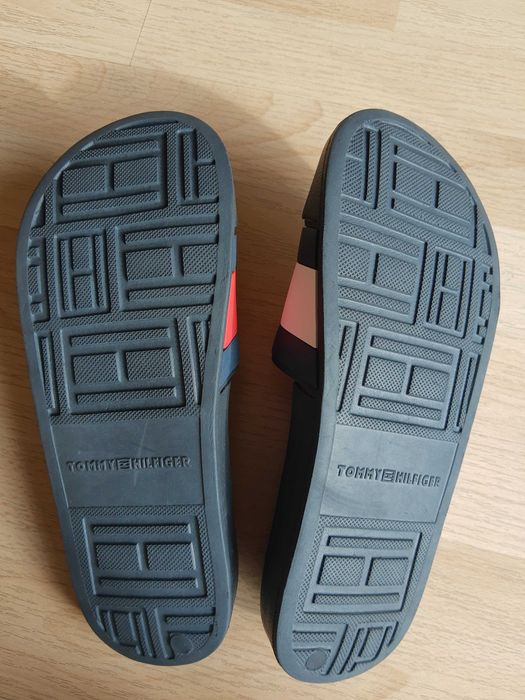 Klapki Tommy Hilfiger rozm.41  26.5cm