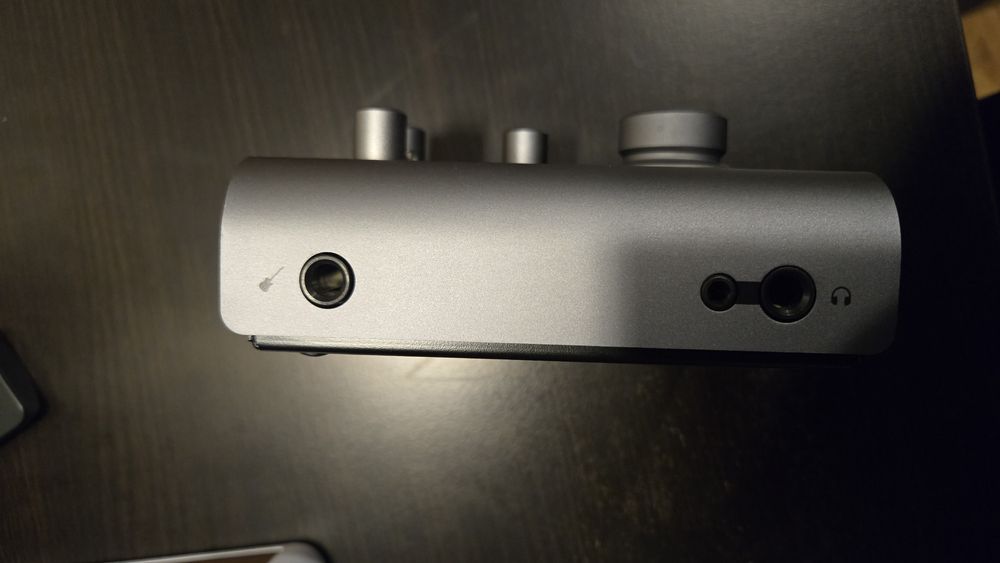 Аудиоинтерфейс Audient ID4 mk2 идеал