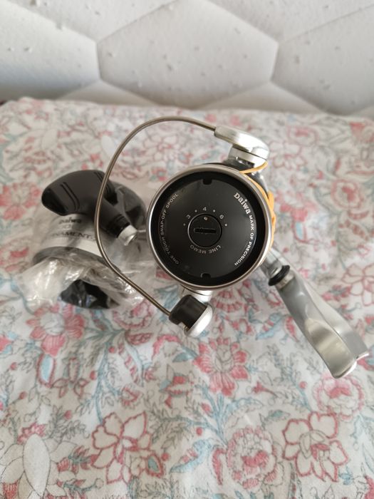 Carreto Daiwa 3000L.BT