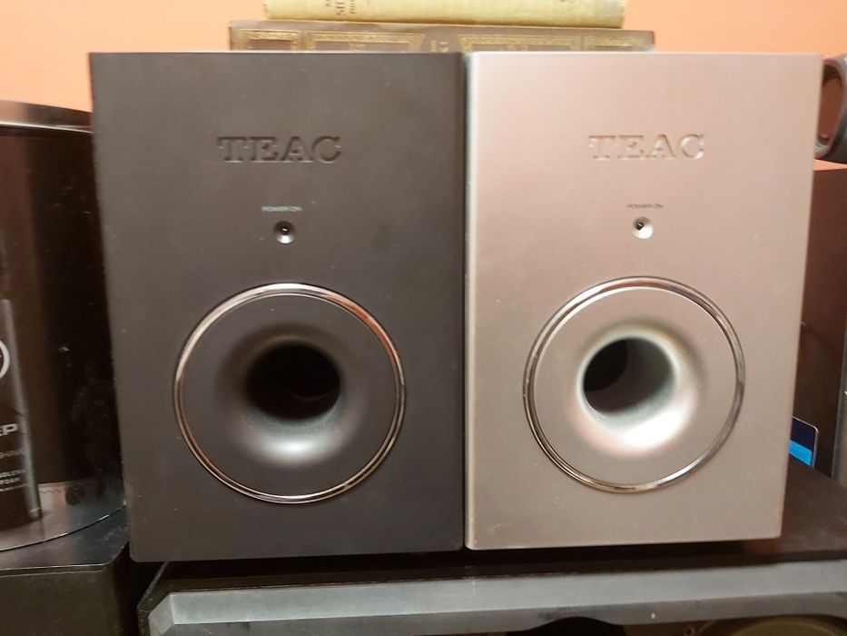 zestaw sprzętu audio