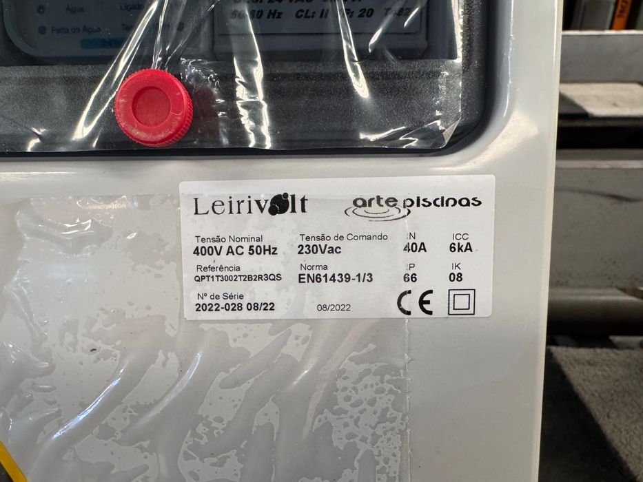 Quadro elétrico de controlo piscina