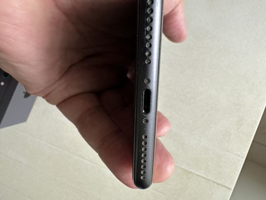 iPhone 8 Plus 64GB Space Gray полная оригинальная комплектация