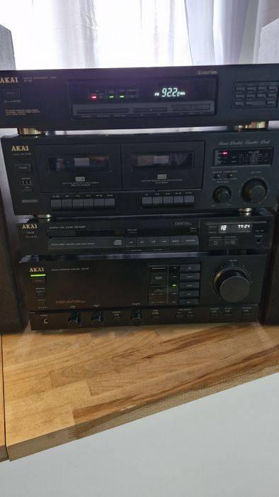 Zestaw stereo Akai