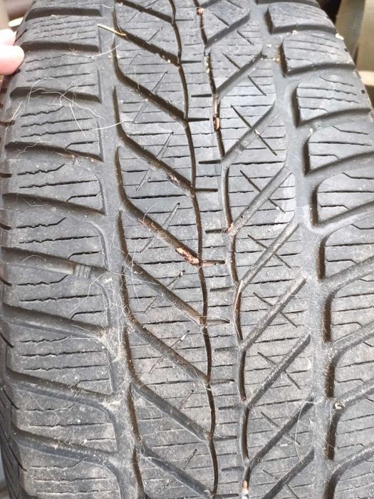 Pneus Audi A5 225 50R17 98V com muito piso