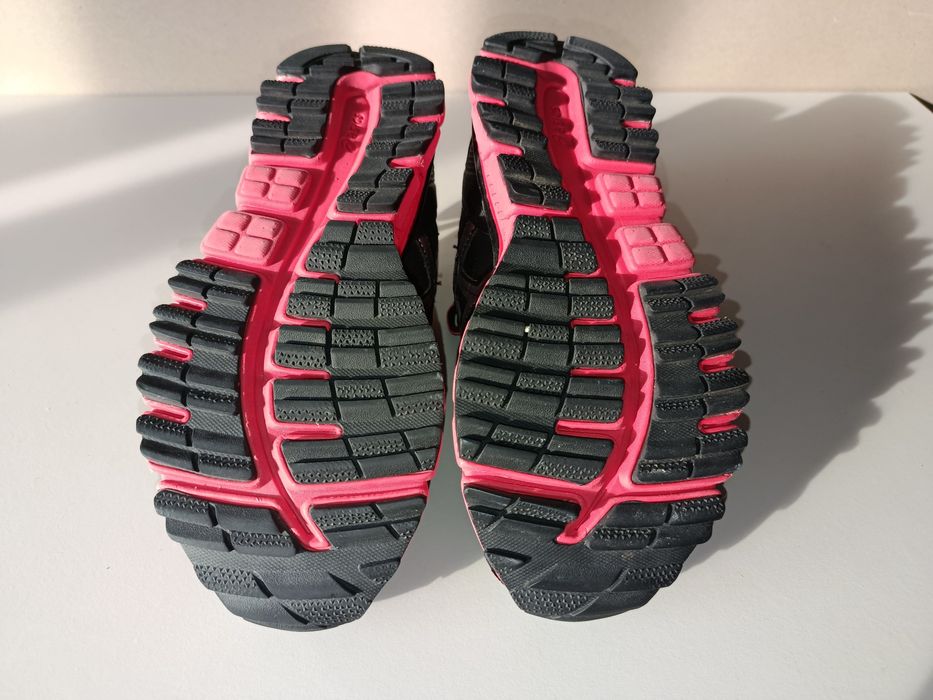Asics nr 37--23 cm
