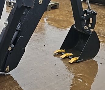 NOWE ramie kopiach do miniładowarka bobcat avant