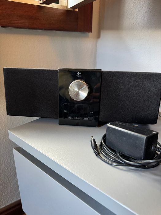 Coluna Logitech- Como Nova