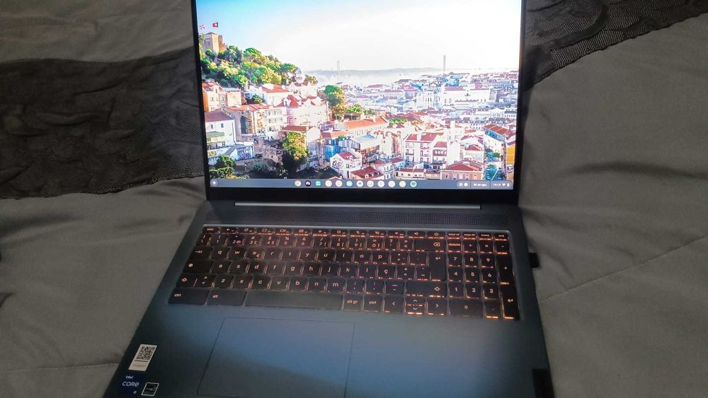 Portátil Gaming LENOVO IP 5 Chrome