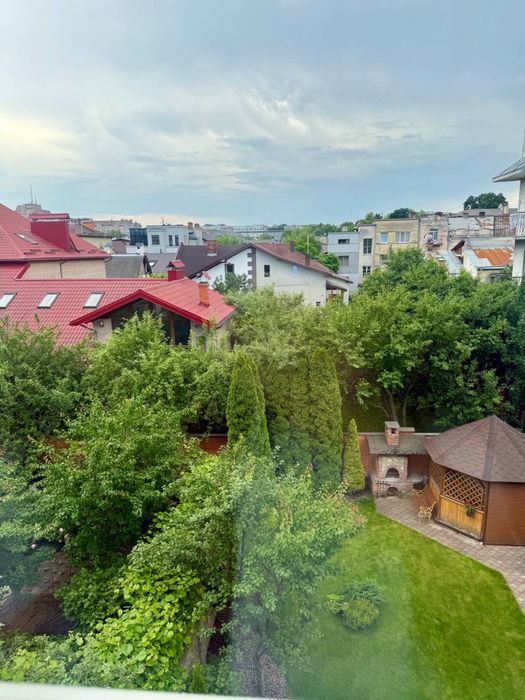 Продається будинок в самому центрі міста. Вулиця франка, коперника, павлика