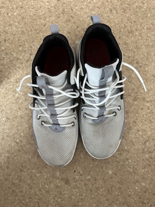 Кроссовки jordan