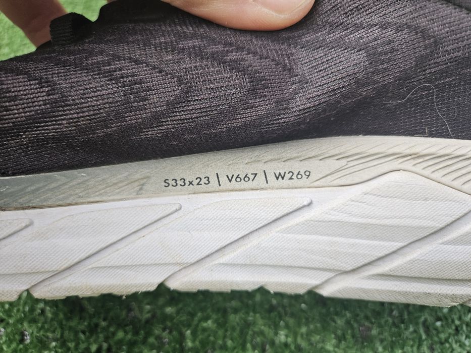 Hoka Arahi 6 buty do biegania 43 1/3 27,5