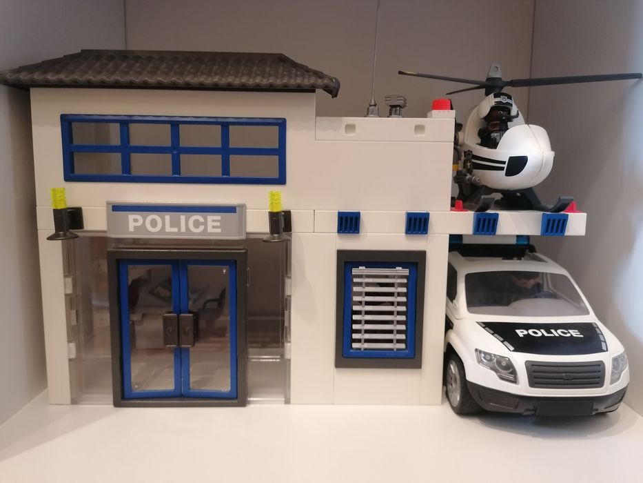 Zestaw Playmobil 9372 Posterunek policji