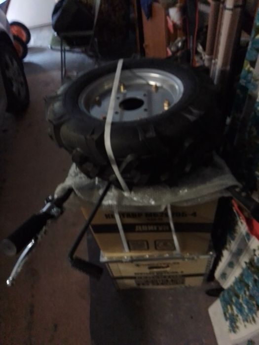 Продам мотоблок Кентавр .7 лс, бензин. НОВЫЙ В УПАКОВКЕ.