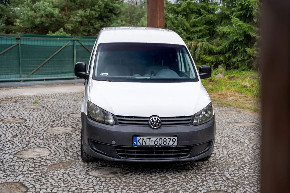 Volkswagen Caddy Furgon (Van) / 1.6 Tdi 75Km / Manual  / Salon Pl