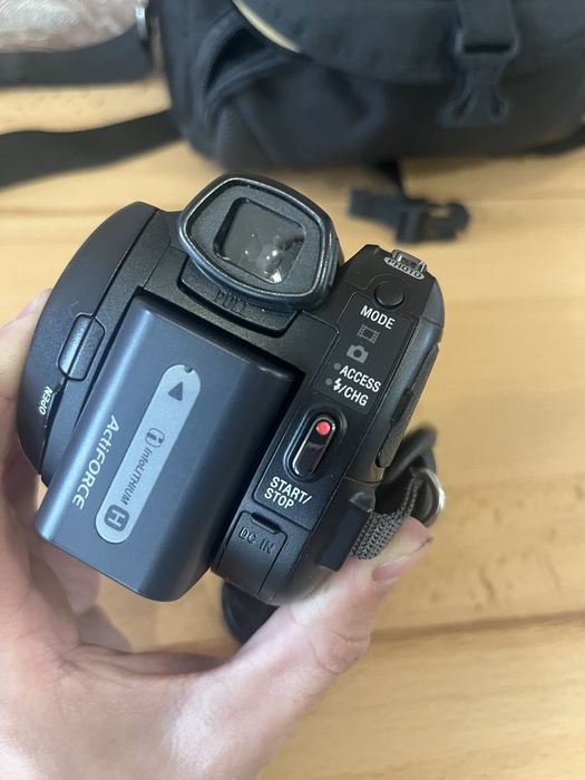 Відеокамера SONY hdr-xr500 full hd hdd 120 gb