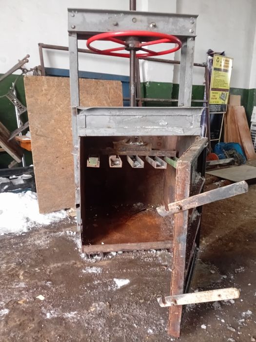 Механічний   прес