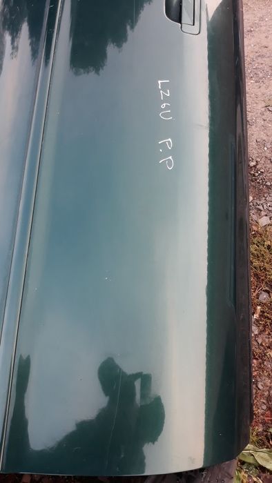Audi a4 b5, poszycie drzwi prawy przód LZ6U