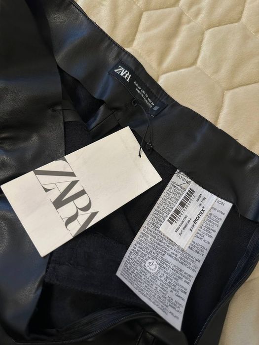 Шорти бренду Zara