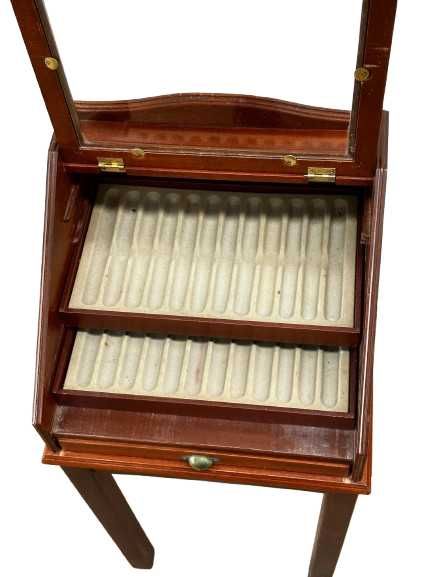 Móvel Vintage de Esferográficas