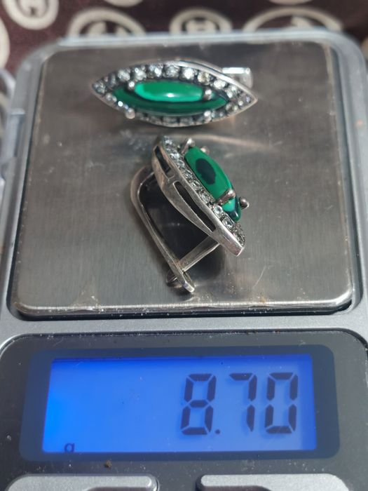 Серебряные серьги с малахитом 925
