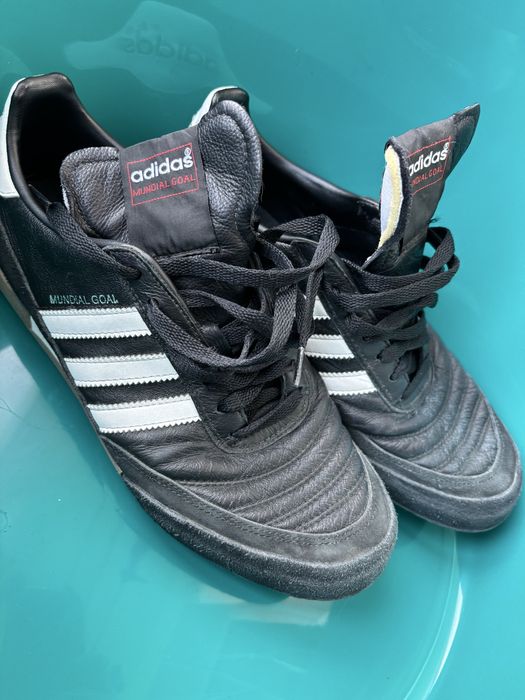 Adidas mundial goal 7,5