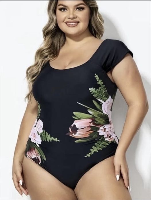 купальники різних кольорів, великі розміри !