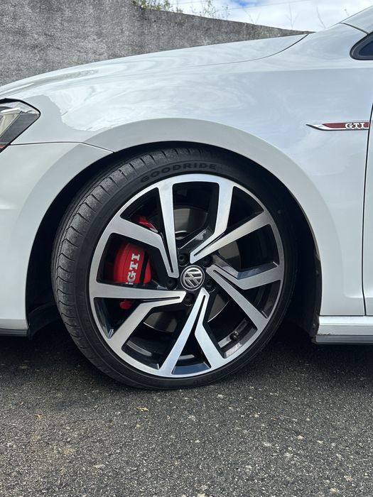 VW Golf 7 GTI Performance