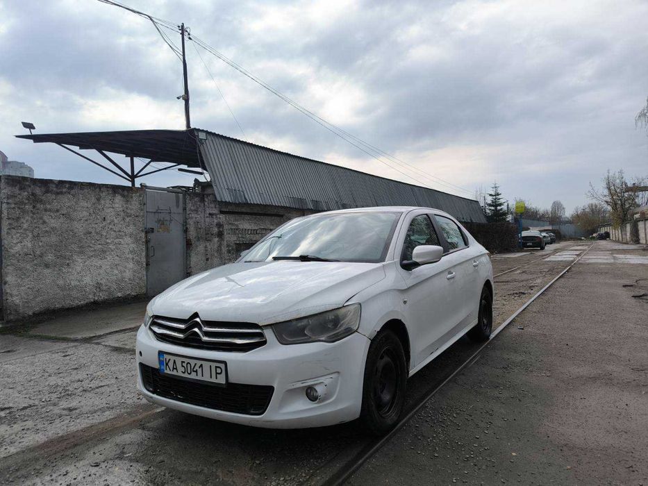 Аренда автомобиля Citroen C-Elysee