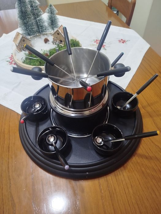 Vendo fondue novo
