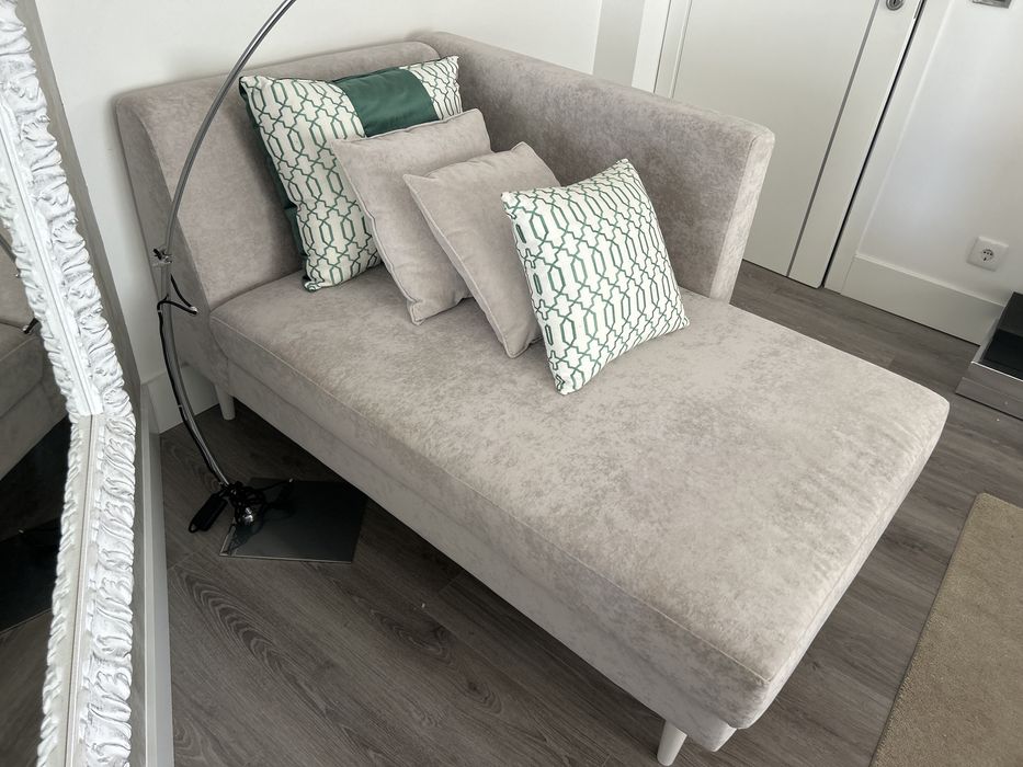 Chaise Longue (mini sofá) branco (como novo)
