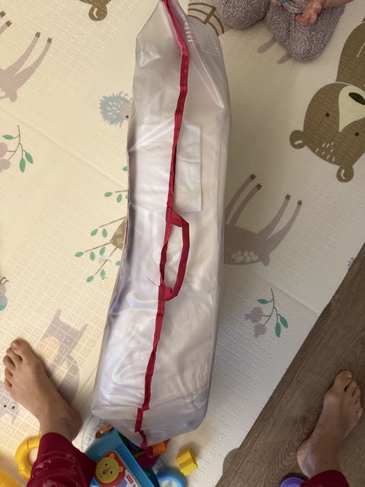Red custle кокон дитячий