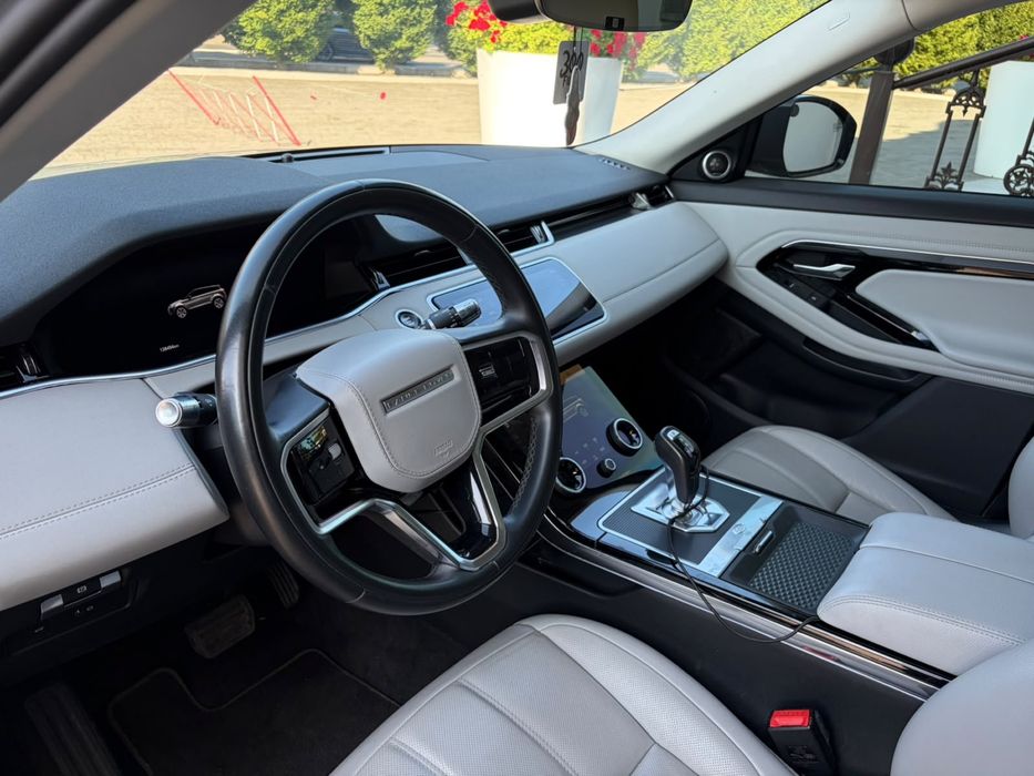 Range Rover  Evoque – luksusowy SUV do wynajęcia