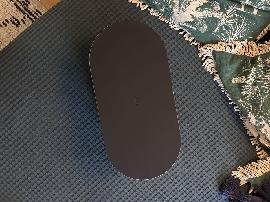 Dyson suszarka supersonic nural wraz z etui.