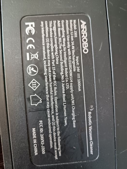 Робот пилосос Airrobo