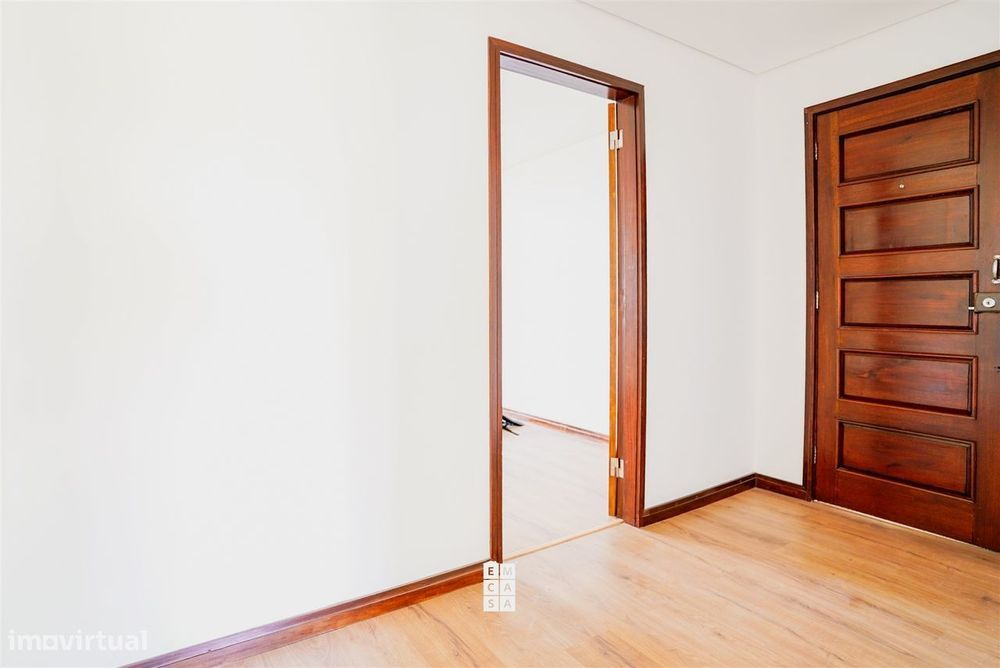 Apartamento T4 Venda em Oliveira de Azeméis, Santiago de Riba-Ul, Ul,