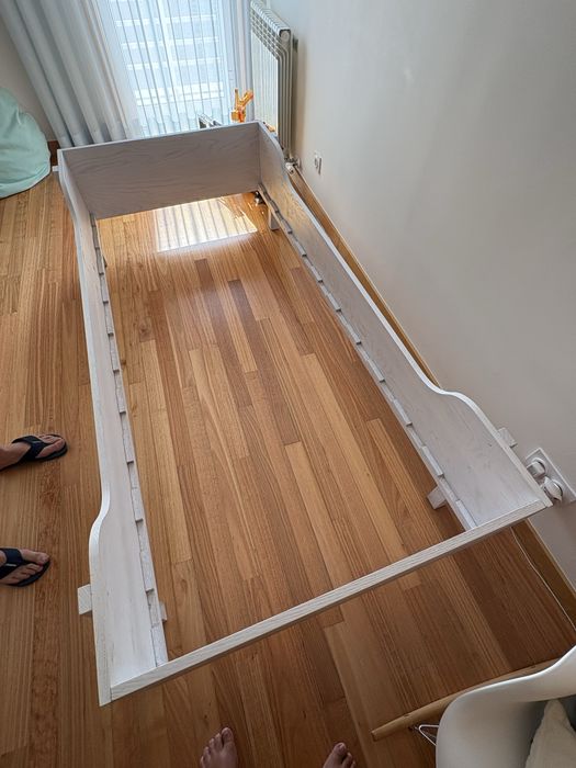 Cama de criança + colchão 90x200cm