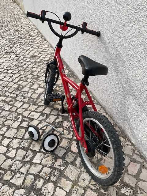 Bicicleta criança com rodinhas laterais e buzina incluídas!