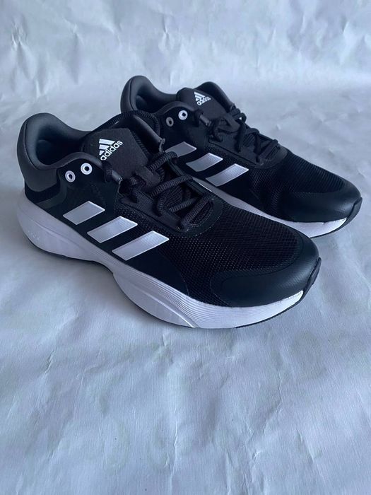Кросівки ADIDAS Response