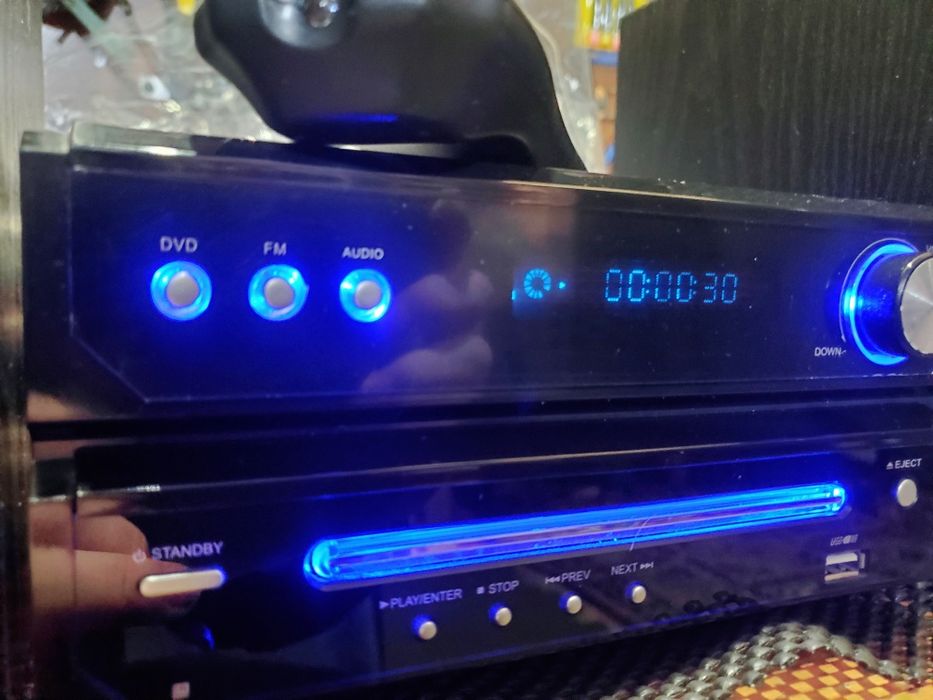 Музыкальный центр DUAL.