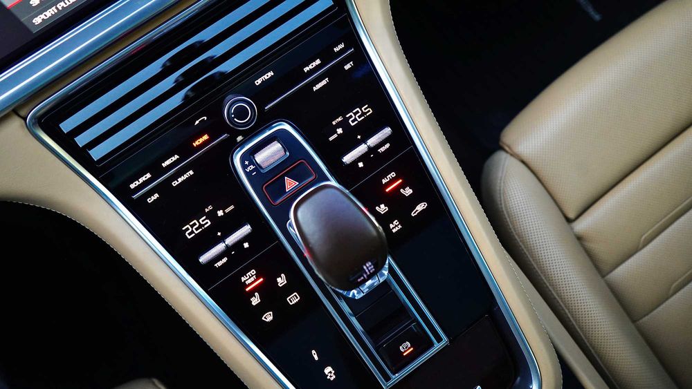 Porsche Panamera 2017 VIN WP0ZZZ97ZJL190287 фото оголошення 15 з 24