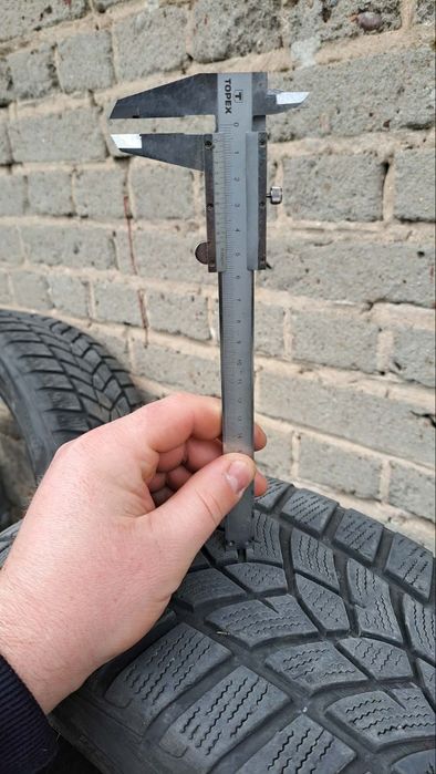 Opony zimowe Goodyear 195/55 R20