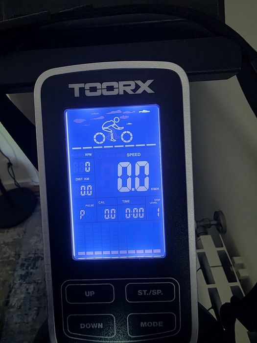 Bicicleta indoor Toorx Magnética Bluetooth