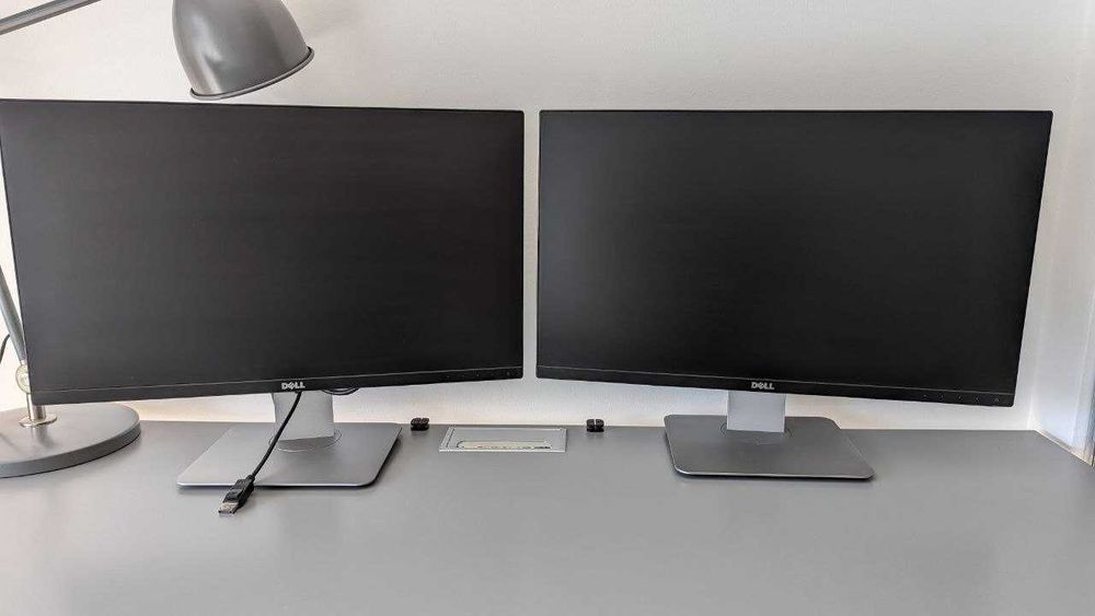 2 Monitores Dell com barra de som