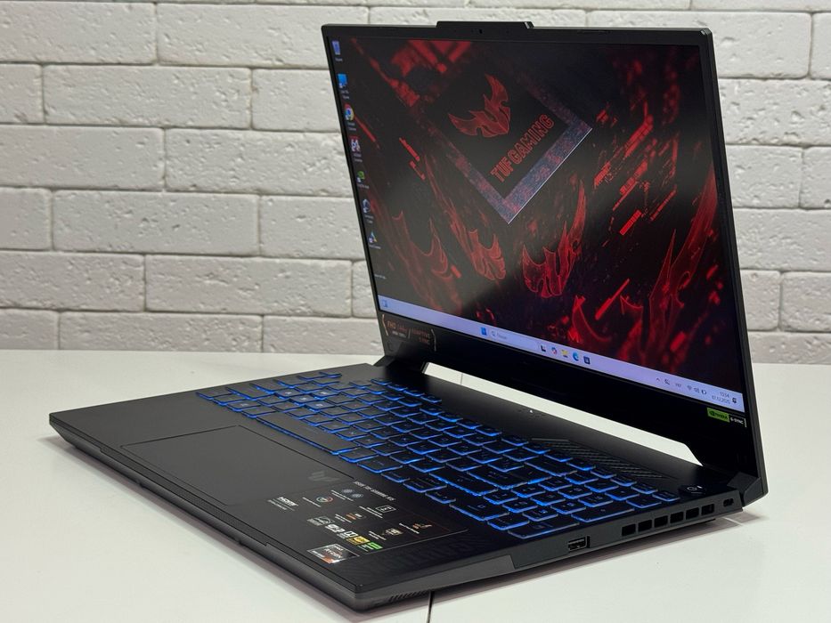 Asus Tuf Gaming A15/144Hz/Ryzen 7-7735HS/16 GB DDR5/1 TB SSD/RTX 4050