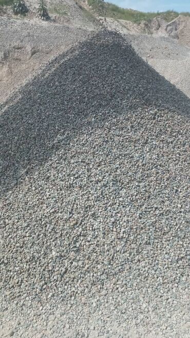 Песок и щебень с доставкой по Харькову