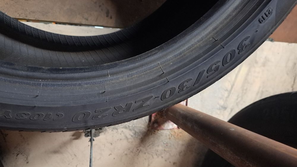 Pneus 305/30/20 pirelli Pzero