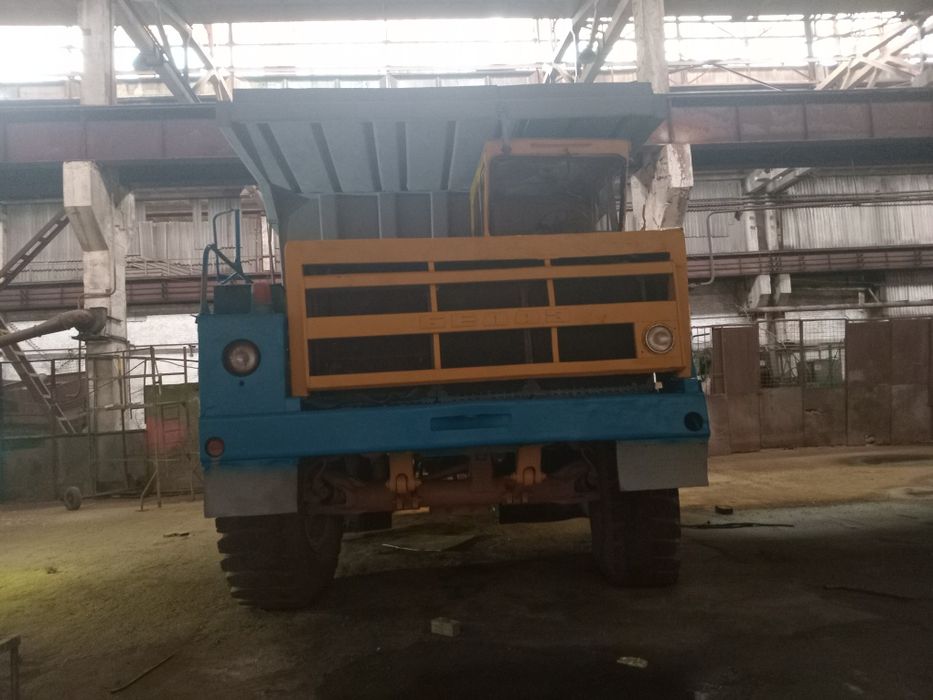 Продам рабочий белаз 7523